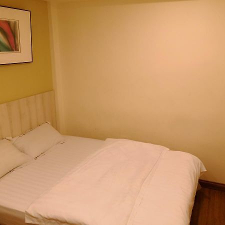Hotel Zamburger Taman Segar - Previously Home Inn Taman Segar Kuala Lumpur Eksteriør billede