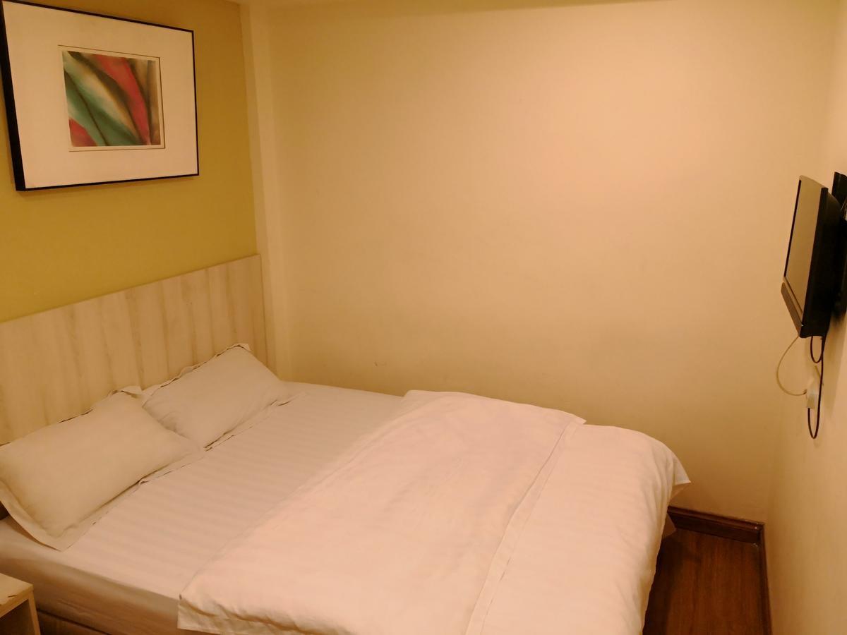 Hotel Zamburger Taman Segar - Previously Home Inn Taman Segar Kuala Lumpur Eksteriør billede