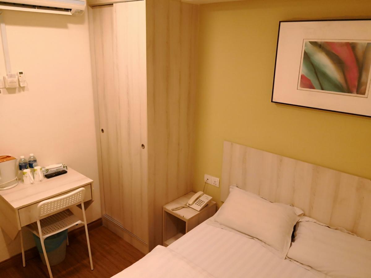 Hotel Zamburger Taman Segar - Previously Home Inn Taman Segar Kuala Lumpur Eksteriør billede